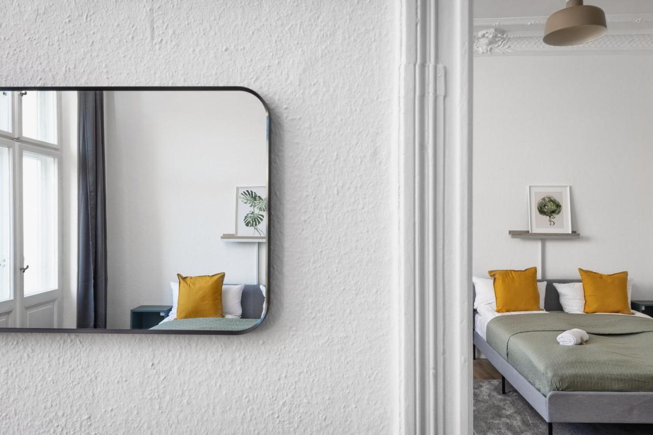 Riesiges Apartment Nahe Kudamm Sehr Schoner Altbau 123M2 Gross 12 Gaste Berlin Bagian luar foto